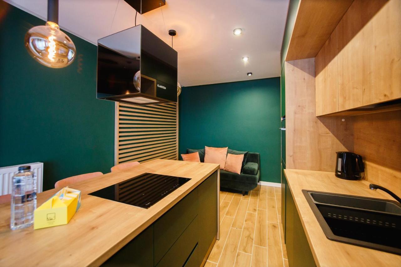 Green Velvet City Retreat Орадя Экстерьер фото